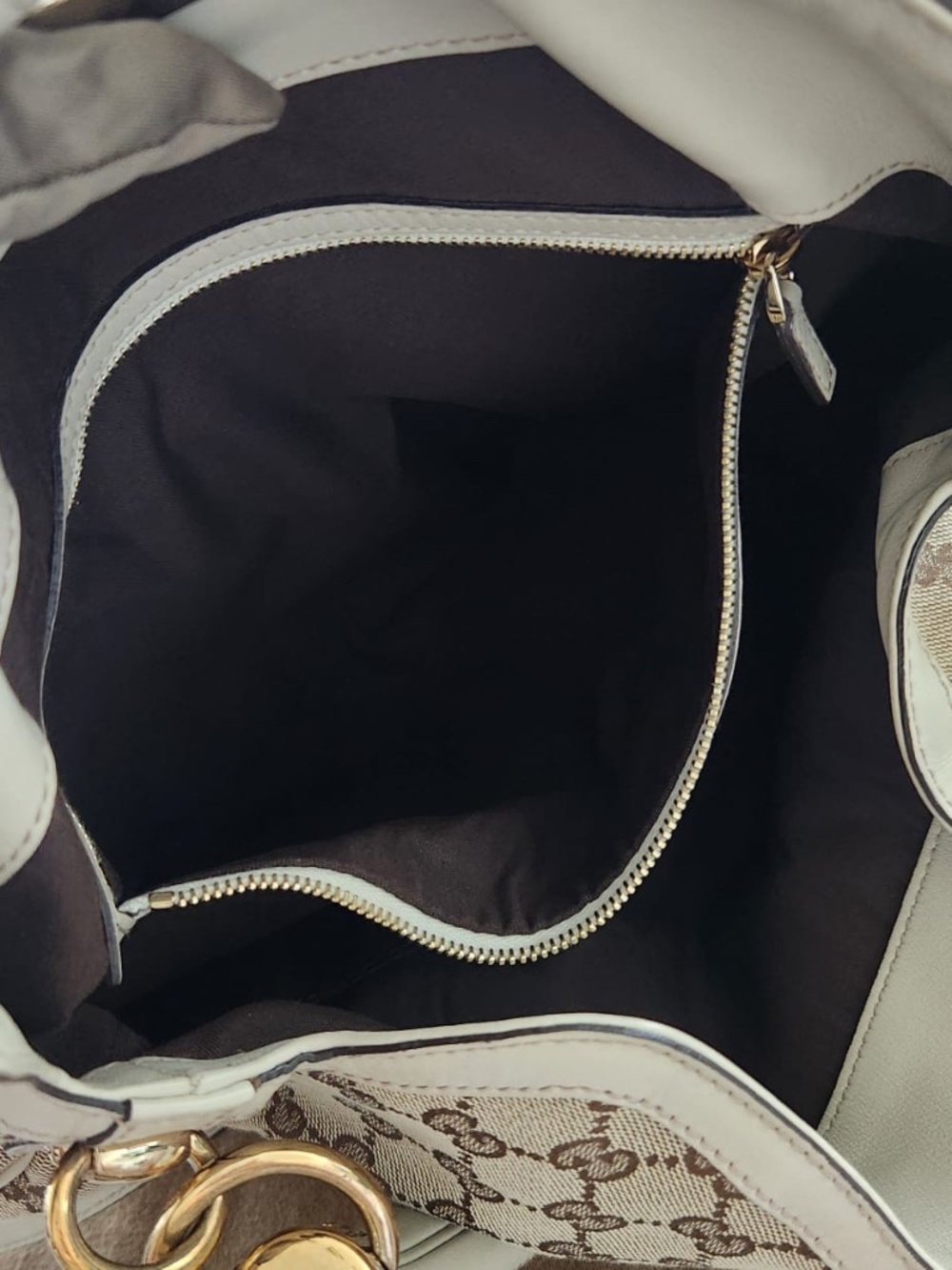 Gucci beige monogram Indy bag - Picture 4 of 12